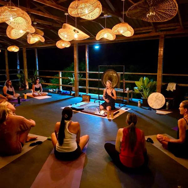 Breathwork & Cacao